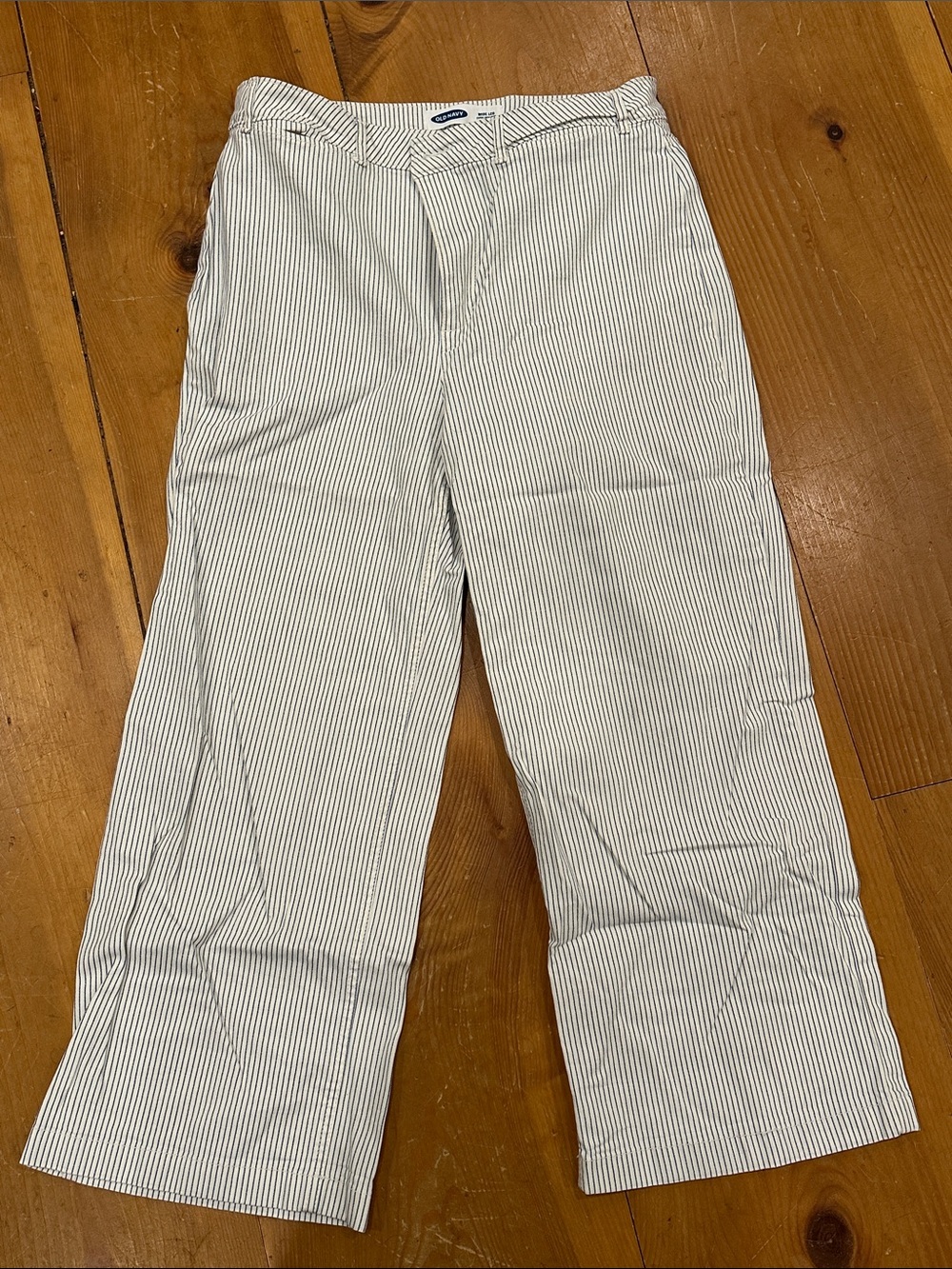 Old Navy Women's Coastal Grandma Wideleg White Pants Navy Pinstripes